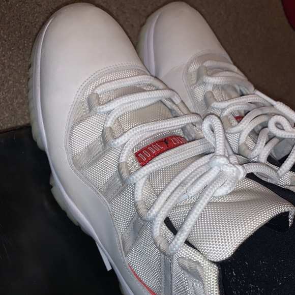 Jordan 11s - Picture 1 of 4